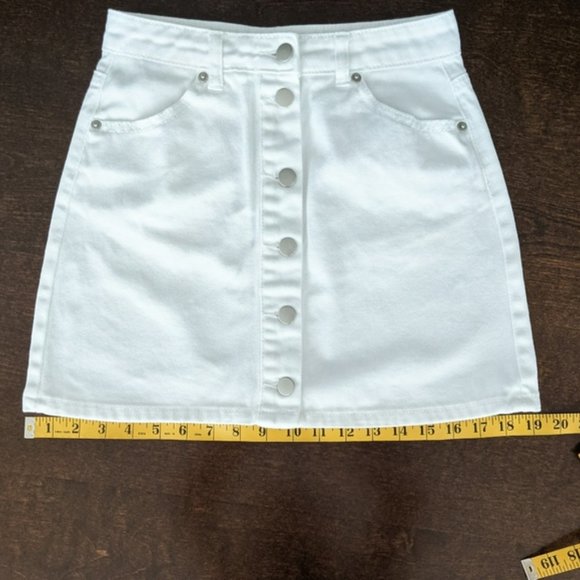Forever 21  Denim buttoned mini skirt - Picture 9 of 11